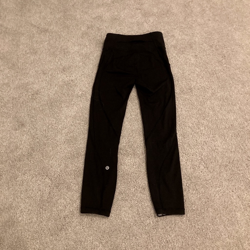 Lululemon leggings with pockets!